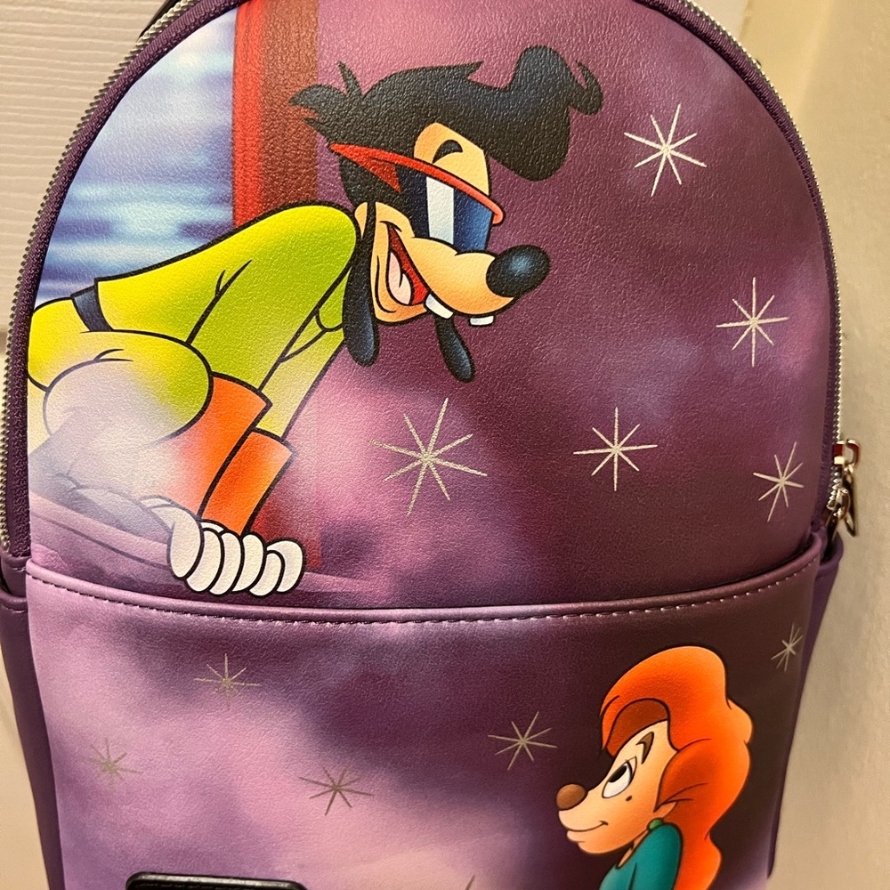 Max and Roxanne loungefly min backpack. Never been used tag still on it.